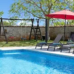 Villa Ive In Orbanici, Istrien By Istrabook *