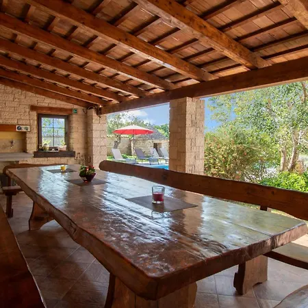 Vila Ive In Orbanici, Istrien By Istrabook Orbanići